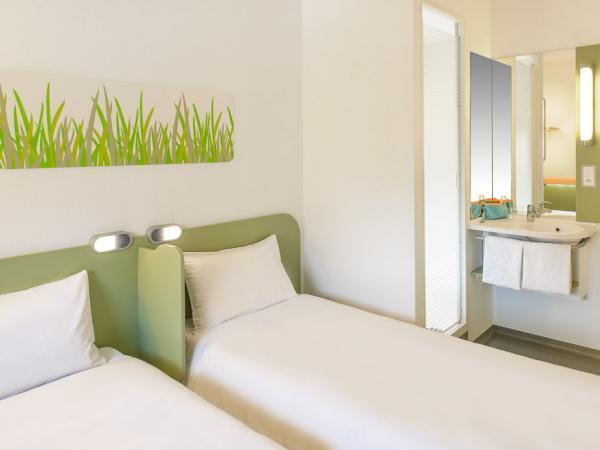 Ibis Budget Les Sables D'Olonne Номер фото